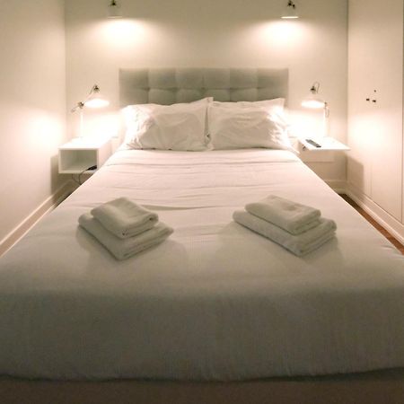Apartamentos Azera - Antonio Azera Praia da Vitoria ภายนอก รูปภาพ